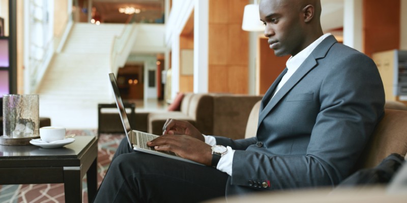 4 Reasons Every Business Should Offer Free WiFi Access for Clients